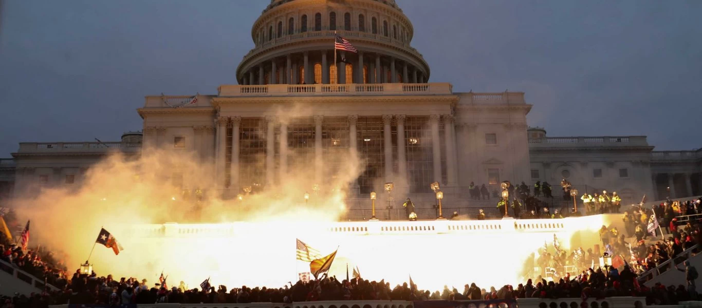 ΗΠΑ: Κατά την έφοδο αστυνομίας στο σπίτι του «αυτοκτόνησε» ο 53χρονος που λένε ότι είχε πάρει το laptop της Ν.Πελόζι
